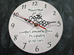 Personalised round clock